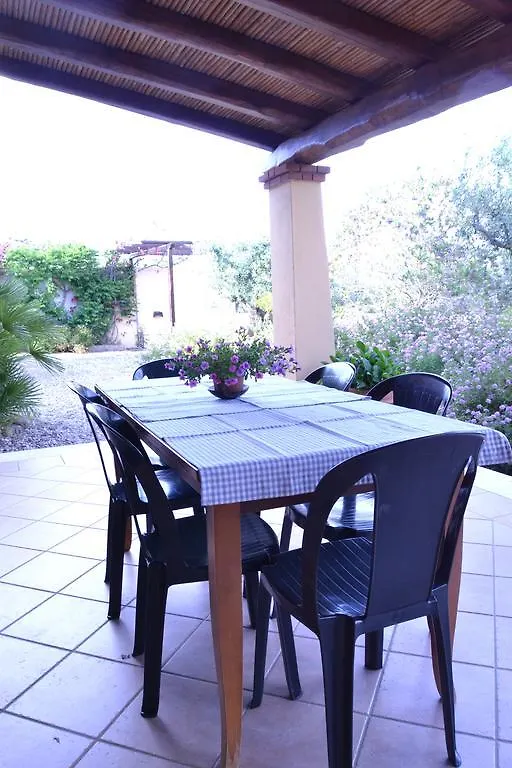 Апартаменты Casa Calaginepro Орозеи